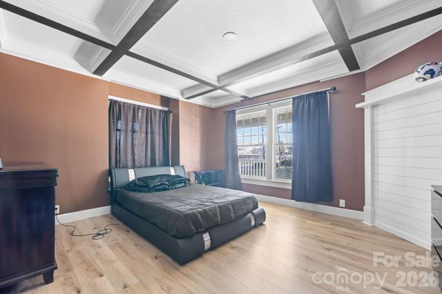 1101 College Avenue SW, Lenoir, NC 28645