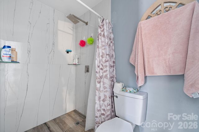 1101 College Avenue SW, Lenoir, NC 28645