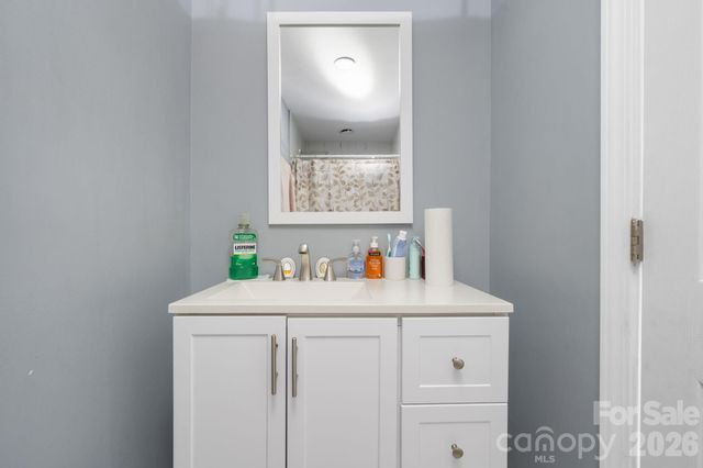 1101 College Avenue SW, Lenoir, NC 28645