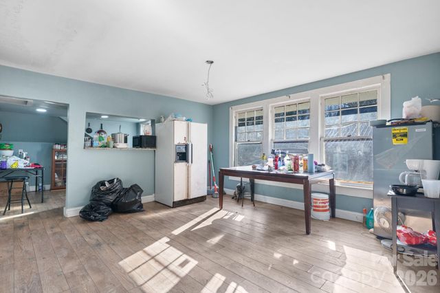 1101 College Avenue SW, Lenoir, NC 28645