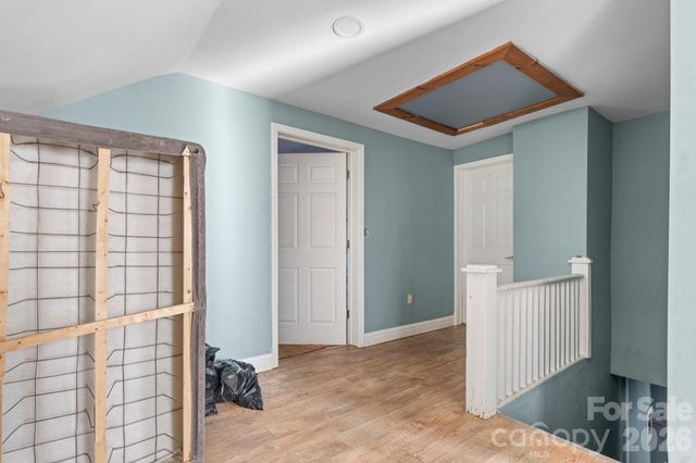 1101 College Avenue SW, Lenoir, NC 28645