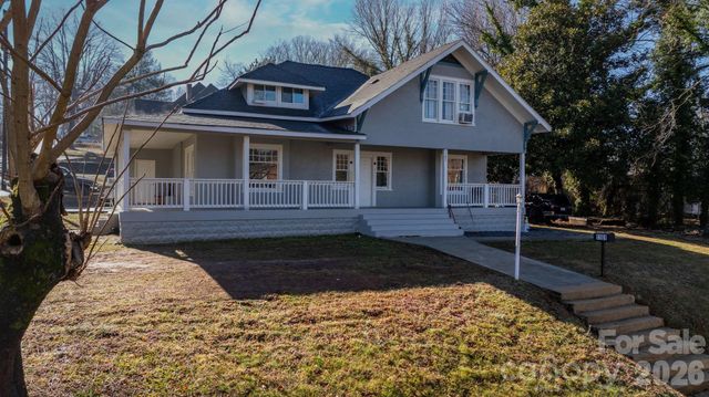 1101 College Avenue SW, Lenoir, NC 28645