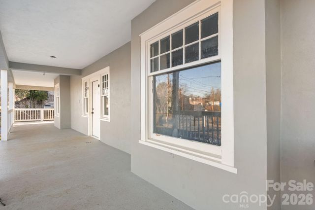 1101 College Avenue SW, Lenoir, NC 28645