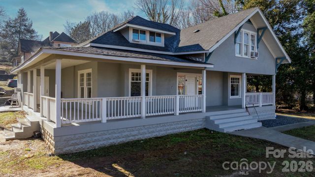 1101 College Avenue SW, Lenoir, NC 28645