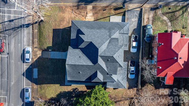 1101 College Avenue SW, Lenoir, NC 28645