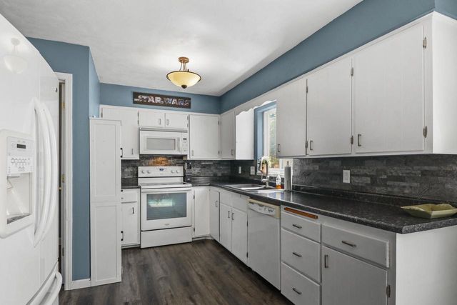 1551 Ivory Drive, Sun Prairie, WI 53590