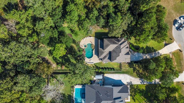 108 Port Au Prince Court, Montgomery, TX 77316