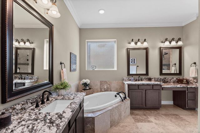 108 Port Au Prince Court, Montgomery, TX 77316