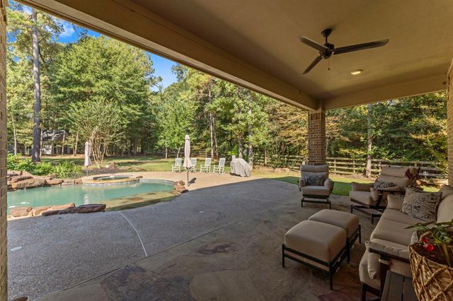 108 Port Au Prince Court, Montgomery, TX 77316