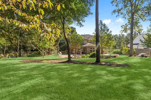 108 Port Au Prince Court, Montgomery, TX 77316