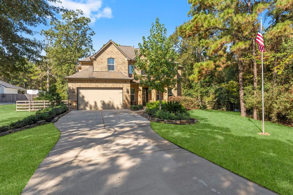 108 Port Au Prince Court, Montgomery, TX 77316