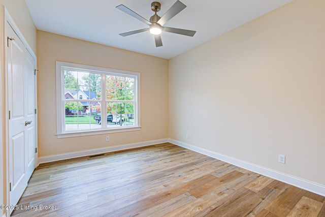 4406 Stone Wynde Dr, Louisville, KY 40272