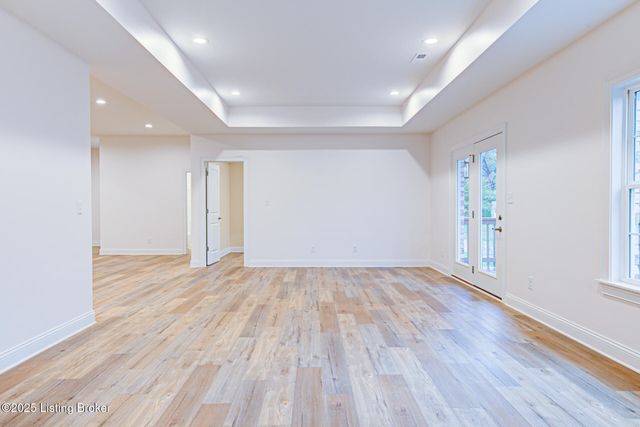 4406 Stone Wynde Dr, Louisville, KY 40272