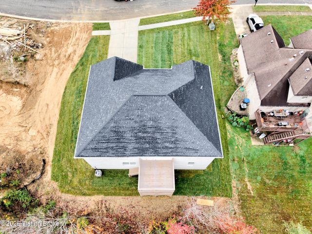 4406 Stone Wynde Dr, Louisville, KY 40272