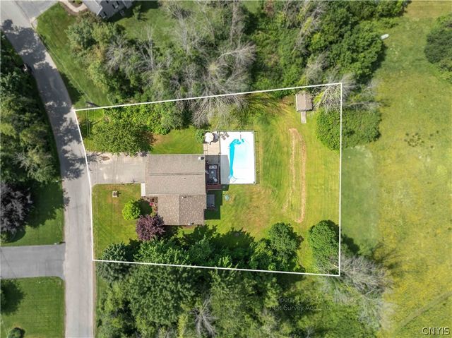 64 Hillcrest Drive, Minetto, NY 13126