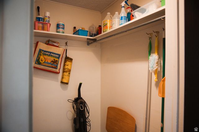 380 E 400 N, Centerville, UT 84014