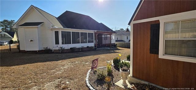 2110 Broadman Avenue, Fayetteville, NC 28304