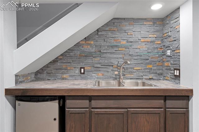 2405 Constellation Drive, Colorado Springs, CO 80906