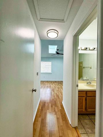 7522 HOLLOWELL DRIVE, Tampa, FL 33615