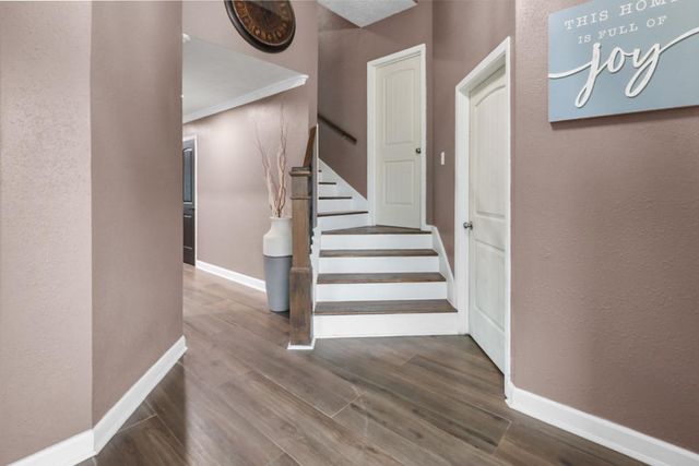 4505 Country Club View, Baytown, TX 77521