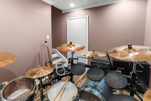 4505 Country Club View, Baytown, TX 77521