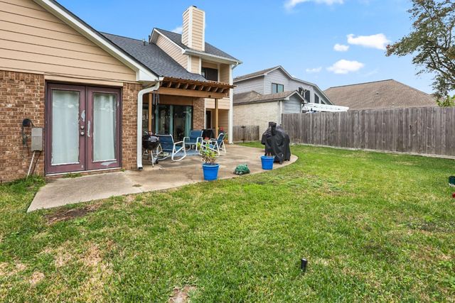 4505 Country Club View, Baytown, TX 77521