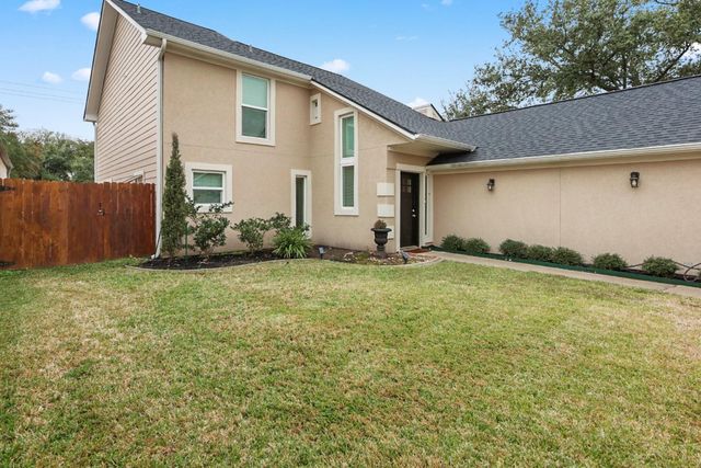 4505 Country Club View, Baytown, TX 77521