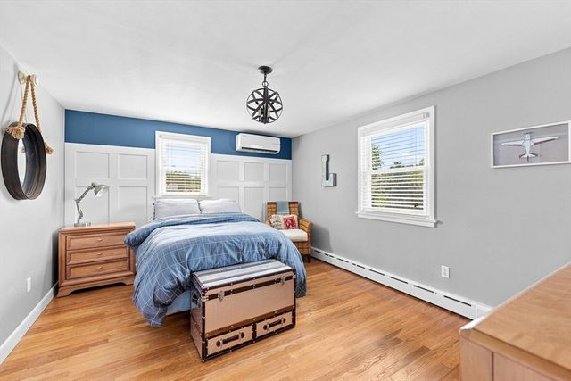 807 N Eastern Ave, Fall River, MA 02720