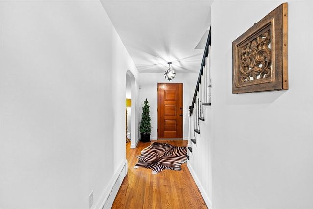 807 N Eastern Ave, Fall River, MA 02720