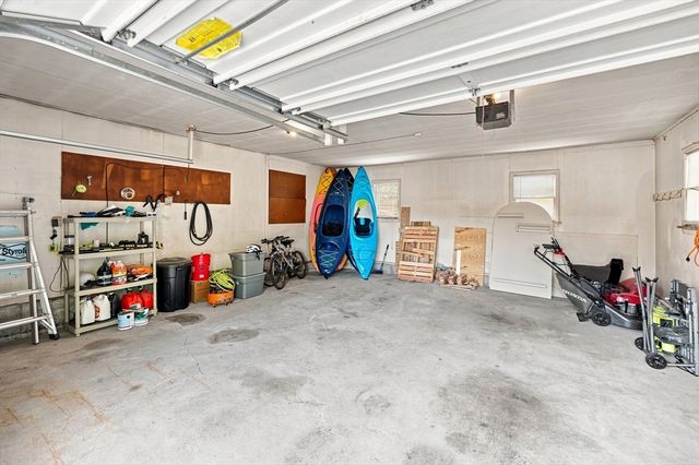 807 N Eastern Ave, Fall River, MA 02720