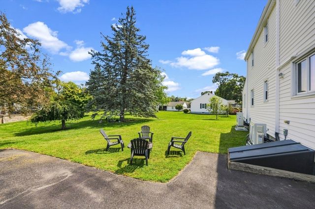 807 N Eastern Ave, Fall River, MA 02720