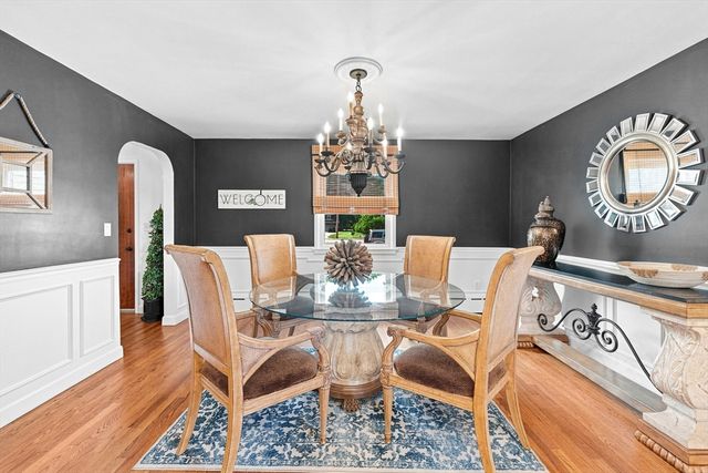 807 N Eastern Ave, Fall River, MA 02720