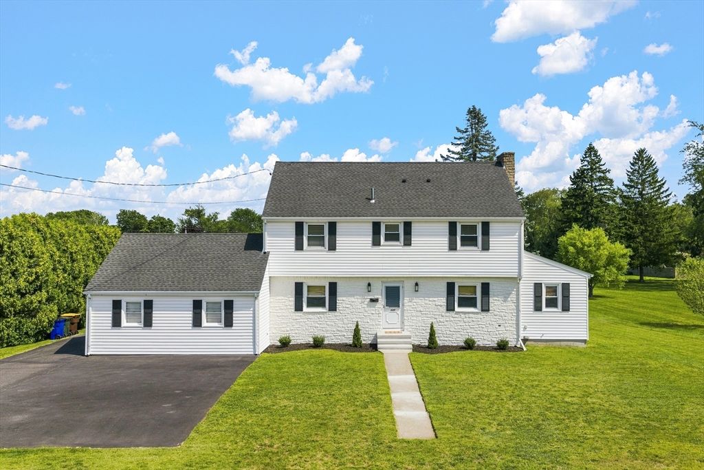 807 N Eastern Ave, Fall River, MA 02720