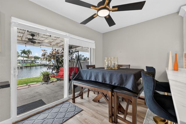 6537 CAPE HATTERAS WAY NE 1, St Petersburg, FL 33702