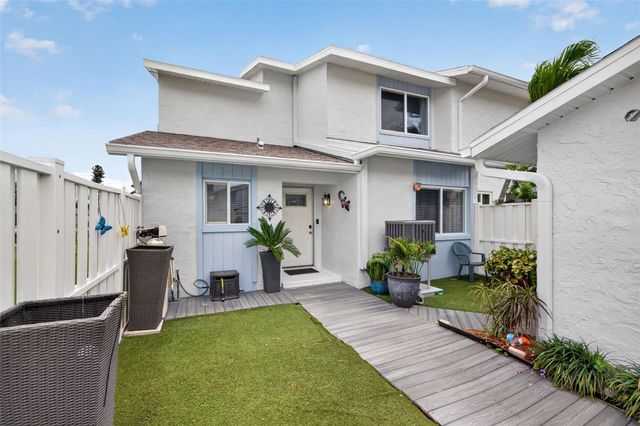 6537 CAPE HATTERAS WAY NE 1, St Petersburg, FL 33702