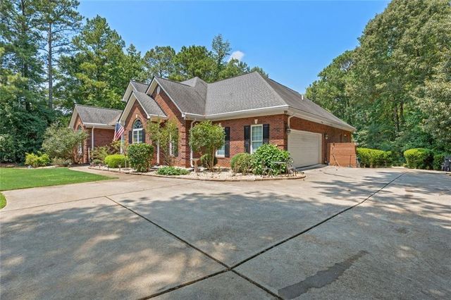 315 Monroe Drive, Mcdonough, GA 30252