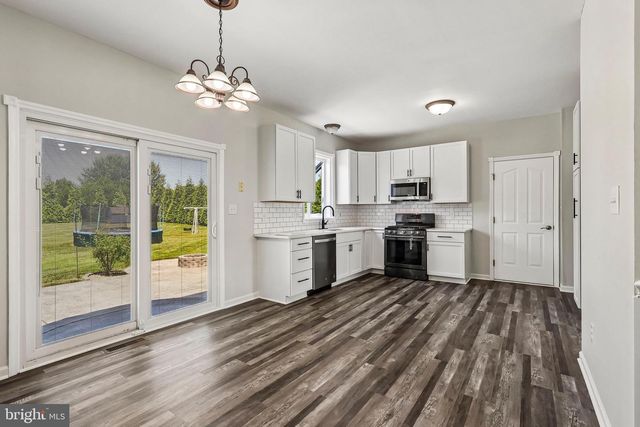 338 WHEATSHEAF DR, New Castle, DE 19720
