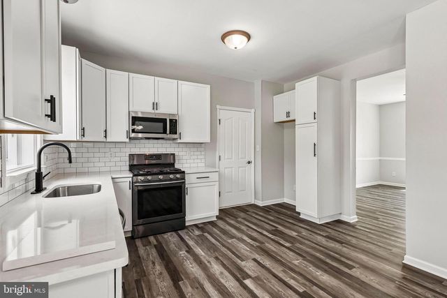 338 WHEATSHEAF DR, New Castle, DE 19720