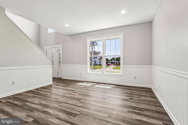 338 WHEATSHEAF DR, New Castle, DE 19720