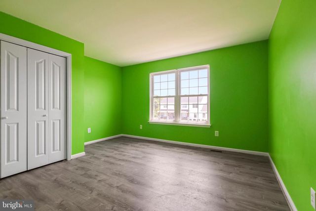 338 WHEATSHEAF DR, New Castle, DE 19720