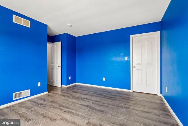 338 WHEATSHEAF DR, New Castle, DE 19720