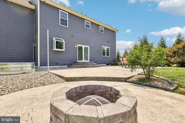 338 WHEATSHEAF DR, New Castle, DE 19720
