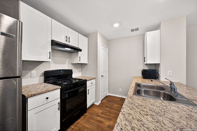 15446 Shortwing, San Antonio, TX 78253