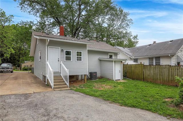 1920 S Ralston Avenue, Independence, MO 64052