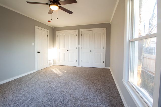 1440 E Locust Street, Springfield, MO 65803