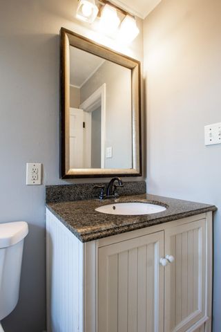 1440 E Locust Street, Springfield, MO 65803