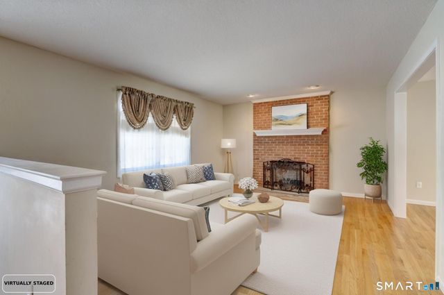 672 Laurel Grove Road, Middletown, CT 06457