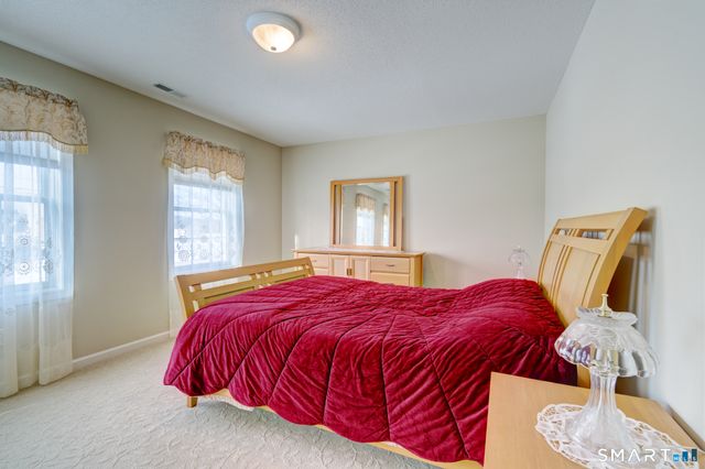 672 Laurel Grove Road, Middletown, CT 06457