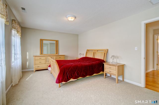 672 Laurel Grove Road, Middletown, CT 06457