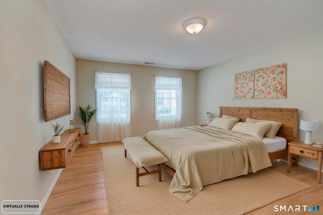 672 Laurel Grove Road, Middletown, CT 06457